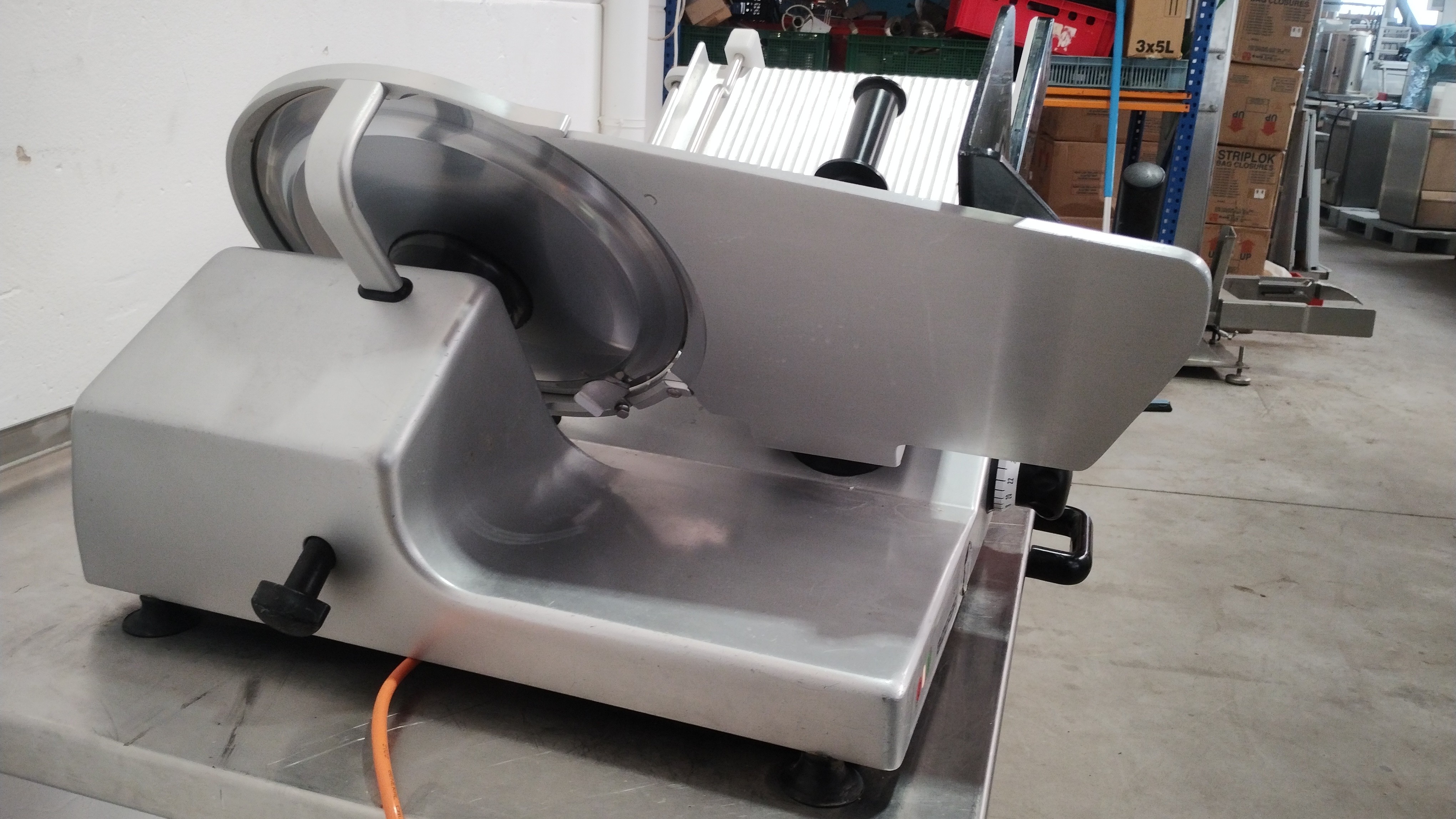 Meat slicer Bizerba SE12 for sale used second hand 2nd hand Bart Rotsaert Machinery
